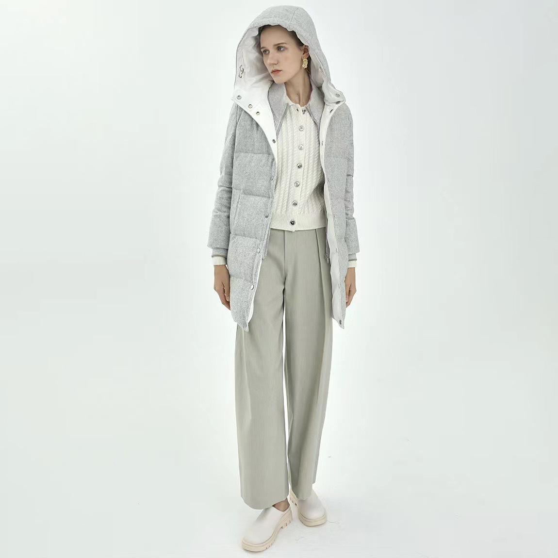 Black woven long down coat with crisp lines